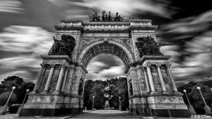 Preserving Architectural Memories with Stunning Images of New York Edifices