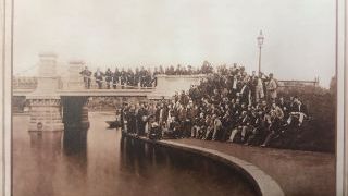 Professional Photography Organizations (PPA and PPAM) Celebrate 150-year Anniversary with Iconic Group Photo at the Boston Public Garden Footbridge June 23 at 5 PM