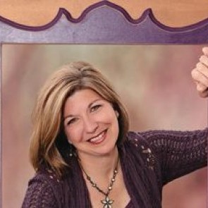 faces_aimee_woolverton_small.jpg