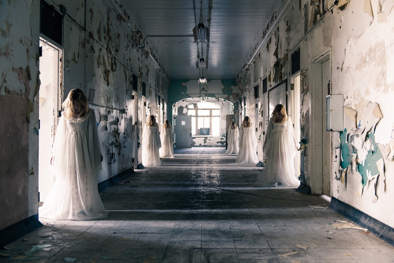 Natural light is not enough, fashion and portrait photographer Scott Detweiler