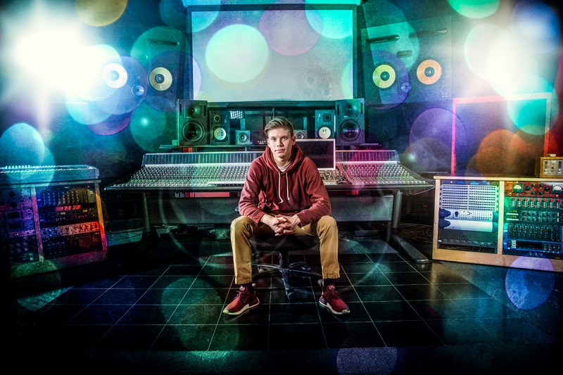 One grand plan: Selling a senior portrait package up front, high school senior portrait photographer Nate Peterson