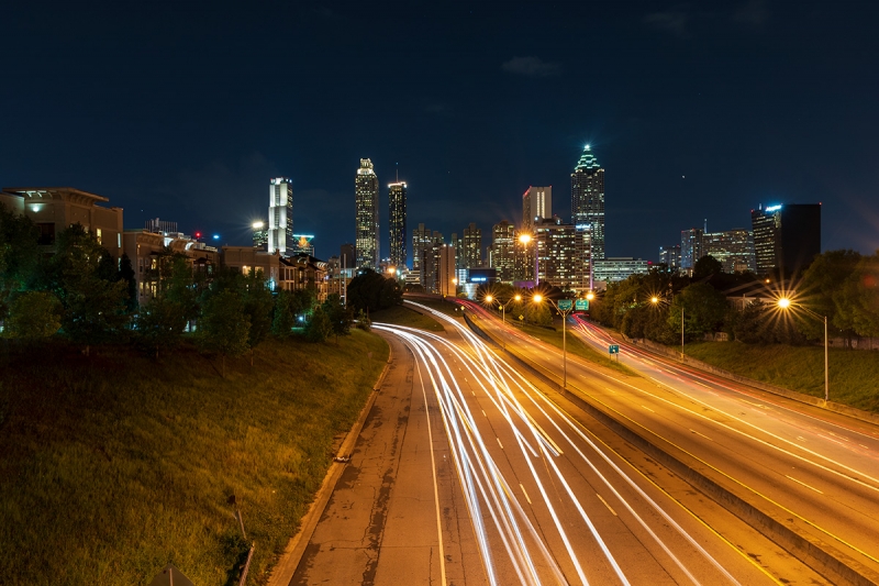 In this night landscape there is an impressive amount of flare suppression and lack of internal reflections from point-light sources. Resolution of fine architecture detail was best in the f/4 to f/8 range. 