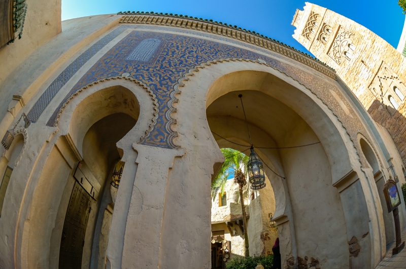 Reaching back into my kit for my 1970s-era 16mm full frame fisheye, I found it functioned perfectly in aperture mode of the Z 6 using the FTZ adapter.