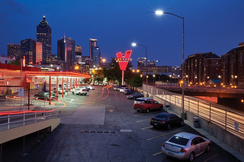 In this 30-second exposure at f/22, note the lack of flare and a lack of geometric distortion with architectural elements as well as a pleasing bokeh. 