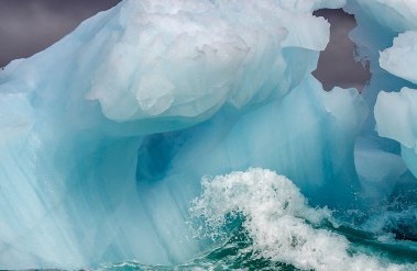 201705-dickmancanadawave.jpg