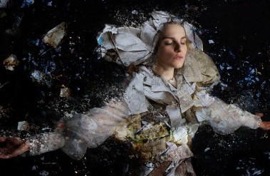 201712-header_detritus.jpg